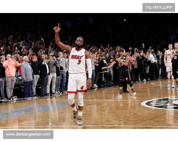 38岁老将科林斯含泪告别伦敦主场迎来职业生涯最后一舞